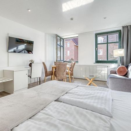 Haus Diana - Perlhuhn Appartement Waren  Buitenkant foto