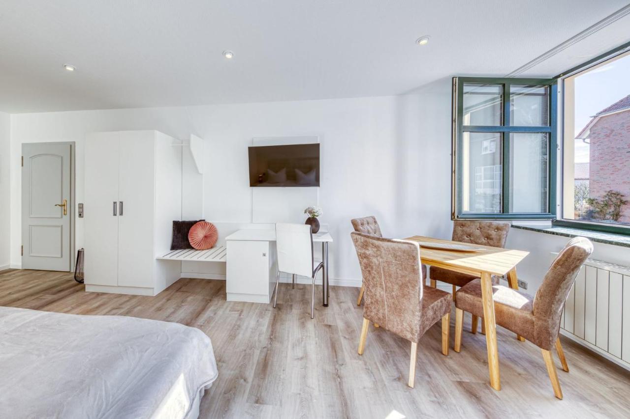 Haus Diana - Perlhuhn Appartement Waren  Buitenkant foto