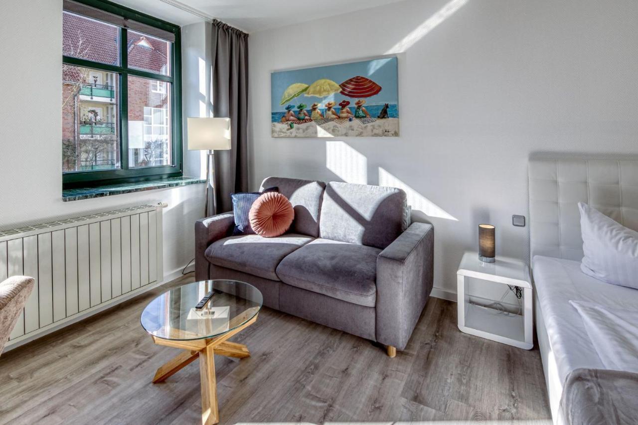 Haus Diana - Perlhuhn Appartement Waren  Buitenkant foto